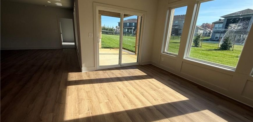 Homes for Sale in Riverside, MO 64150 | 4604 NW Luna Piena Way