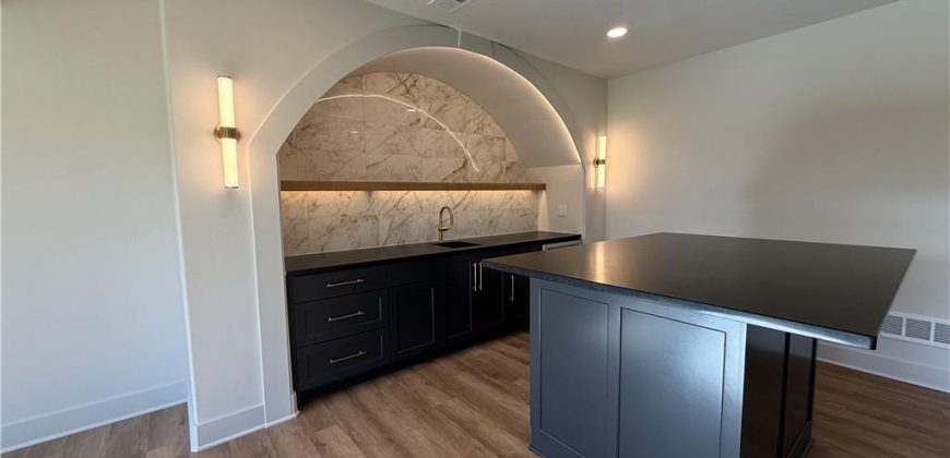 Homes for Sale in Riverside, MO 64150 | 4604 NW Luna Piena Way