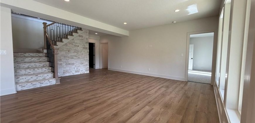 Homes for Sale in Riverside, MO 64150 | 4604 NW Luna Piena Way