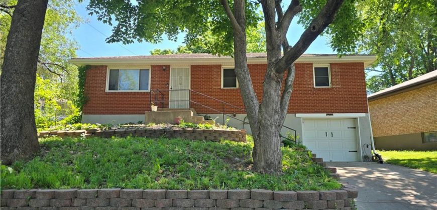 Homes for Sale in Kansas City, MO 64119 | 4947 N Newton Avenue