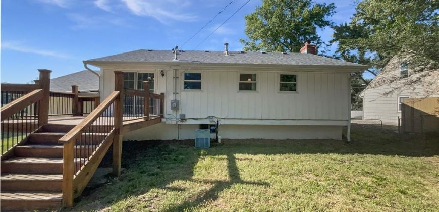 Homes for Sale in Liberty, MO 64068 | 1209  Liberty Drive Terrace