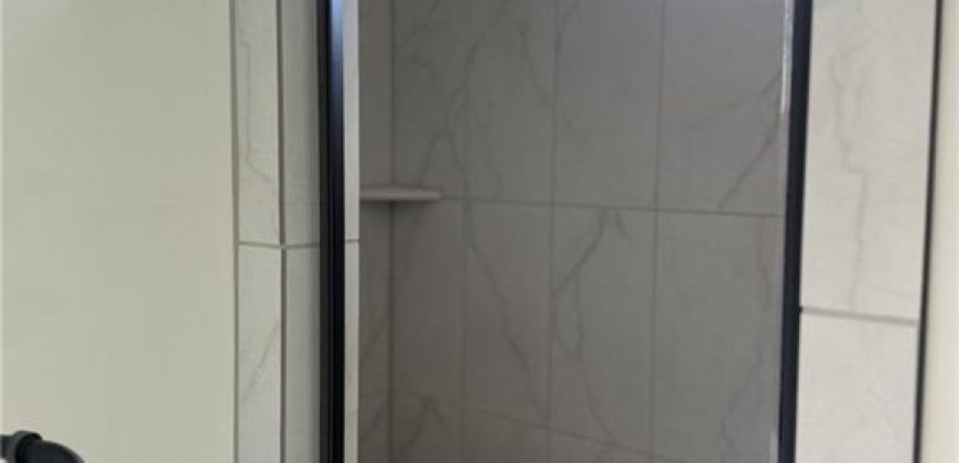 Homes for Sale in Kansas City, MO 64156 | 9007 N Poplar Avenue