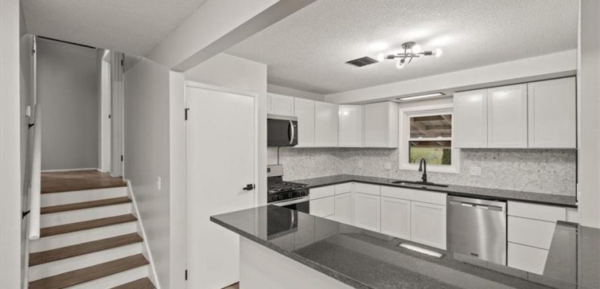 Homes for Sale in Kansas City, MO 64119 | 5412 NE 56th Place