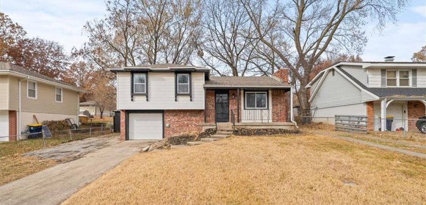 Homes for Sale in Kansas City, MO 64119 | 5412 NE 56th Place