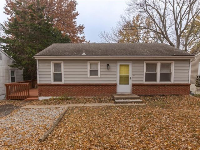 Homes for Sale in Kansas City, MO 64117 | 3916 N Spruce Avenue
