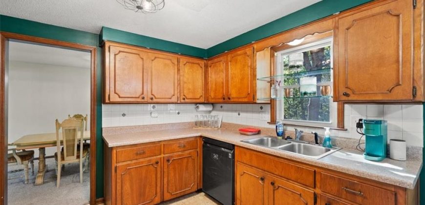 Homes for Sale in Parkville, MO 64152 | 6606 NW Quail Run Drive