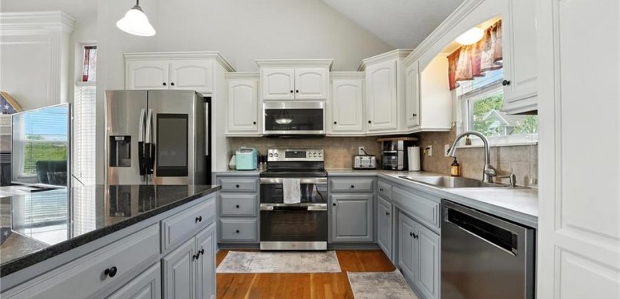 Homes for Sale in Kansas City, MO 64157 | 8500 NE 99th Terrace