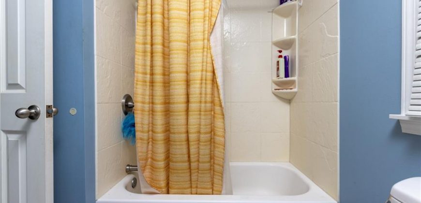 Homes for Sale in Liberty, MO 64068 | 1327  Easton Court