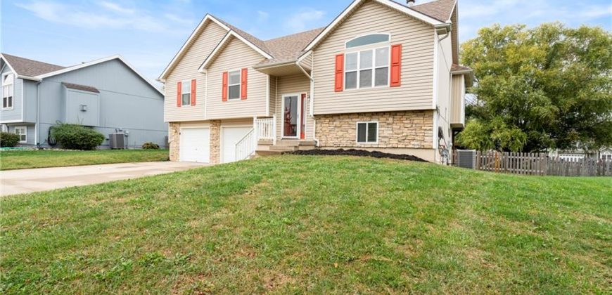 Homes for Sale in Kansas City, MO 64157 | 7808 NE 109th Circle