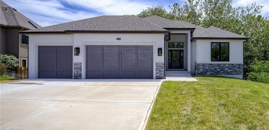 Homes for Sale in Kansas City, MO 64156 | 9173 N Montgall Avenue