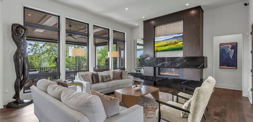 Homes for Sale in Kansas City, MO 64151 | 5842 N Lucerne Avenue