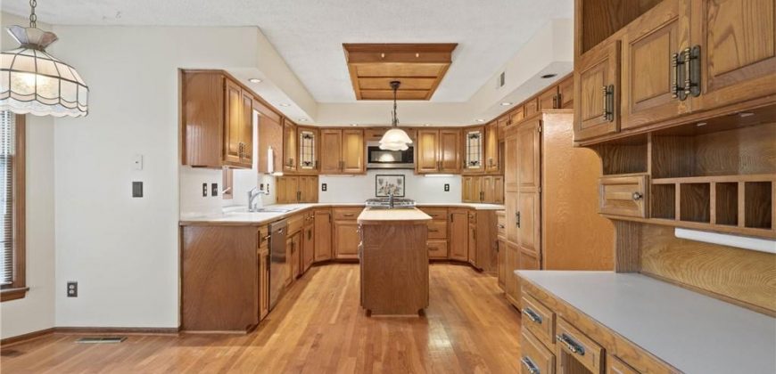 Homes for Sale in Kansas City, MO 64119 | 5807 N Cypress Avenue