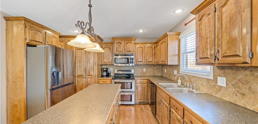 Homes for Sale in Kansas City, MO 64157 | 9711 N Donnelly Avenue