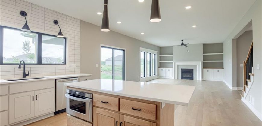 Homes for Sale in Liberty, MO 64068 | 1912  Longview Drive