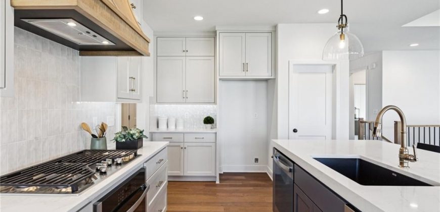 Homes for Sale in Liberty, MO 64068 | 1836  Green Meadow Drive