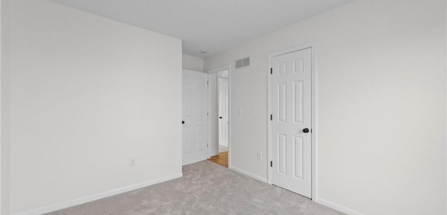 Homes for Sale in Kansas City, MO 64154 | 8540 N ROBINHOOD Avenue