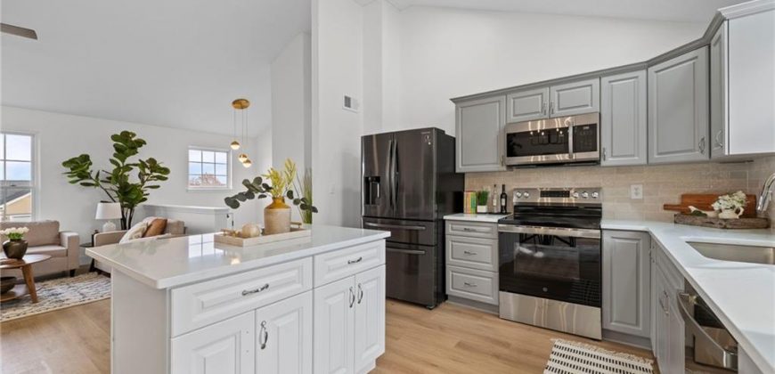 Homes for Sale in Kansas City, MO 64154 | 8540 N ROBINHOOD Avenue