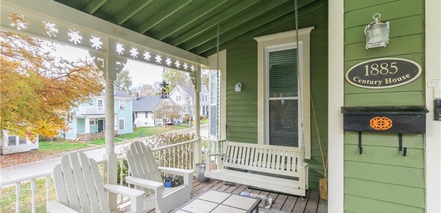 Homes for Sale in Liberty, MO 64068 | 402 N Leonard Street