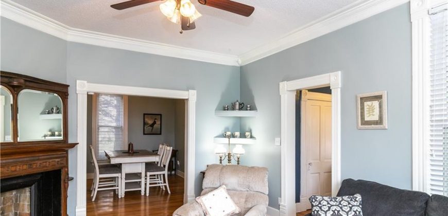 Homes for Sale in Liberty, MO 64068 | 402 N Leonard Street