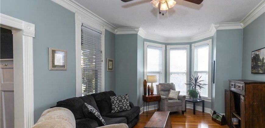 Homes for Sale in Liberty, MO 64068 | 402 N Leonard Street