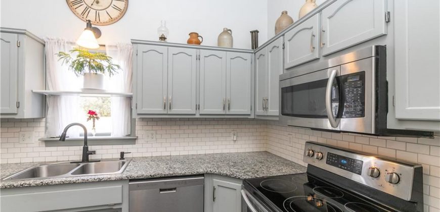 Homes for Sale in Liberty, MO 64068 | 402 N Leonard Street