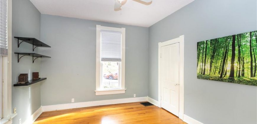 Homes for Sale in Liberty, MO 64068 | 402 N Leonard Street