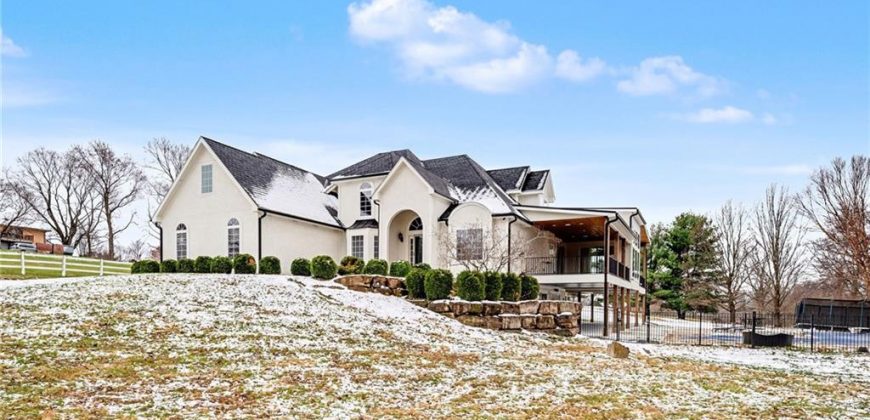 Homes for Sale in Parkville, MO 64152 | 11105 NW 77th Terrace