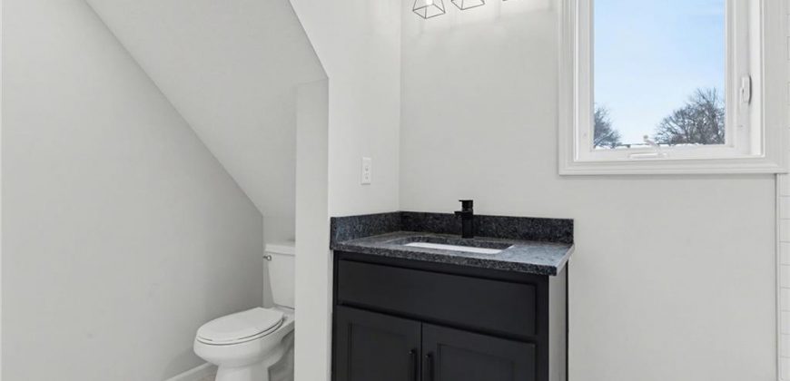 Homes for Sale in Parkville, MO 64152 | 11105 NW 77th Terrace