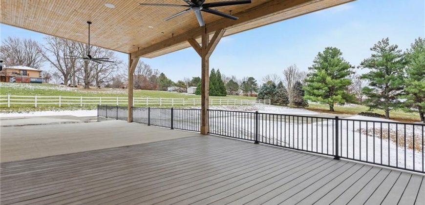 Homes for Sale in Parkville, MO 64152 | 11105 NW 77th Terrace