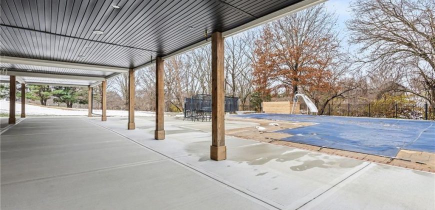 Homes for Sale in Parkville, MO 64152 | 11105 NW 77th Terrace