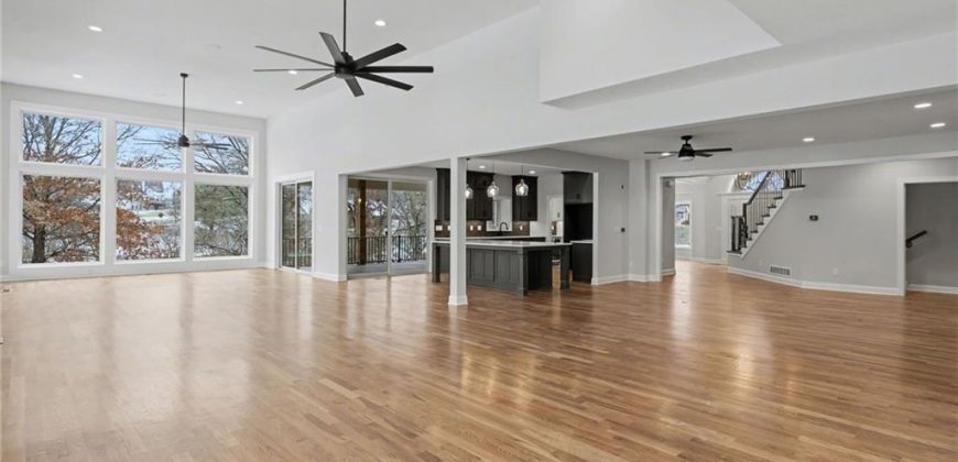 Homes for Sale in Parkville, MO 64152 | 11105 NW 77th Terrace