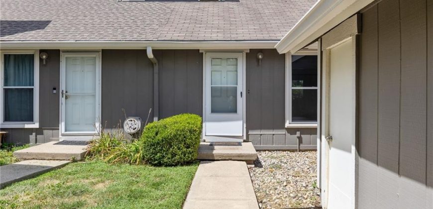 Homes for Sale in Kansas City, MO 64151 | 5743 N London Avenue