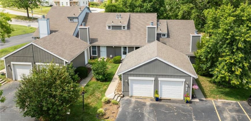 Homes for Sale in Kansas City, MO 64151 | 5743 N London Avenue