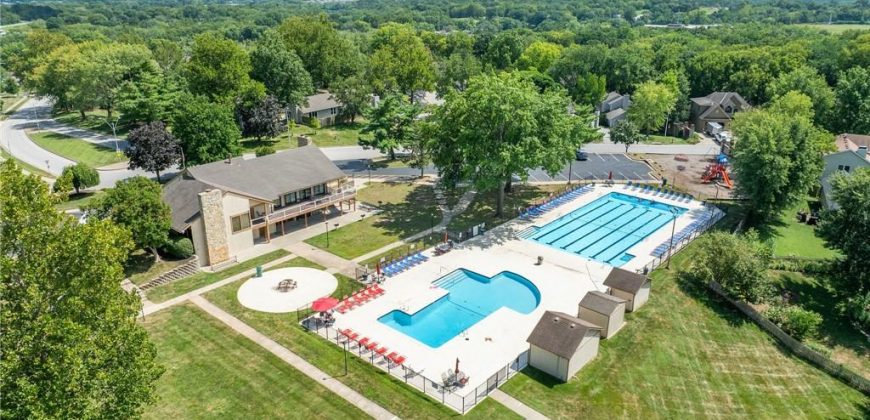 Homes for Sale in Kansas City, MO 64151 | 5743 N London Avenue