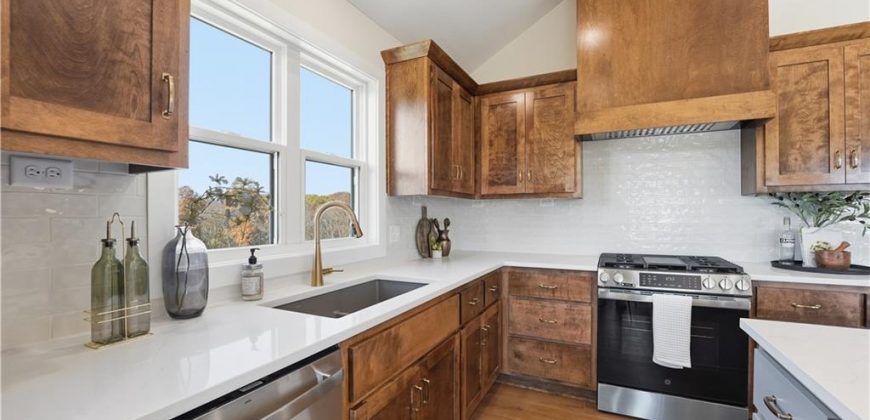 Homes for Sale in Kansas City, MO 64165 | 12151 N Forest Court