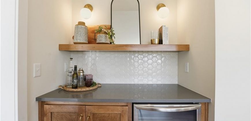 Homes for Sale in Kansas City, MO 64165 | 12151 N Forest Court