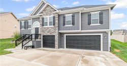 Homes for Sale in Liberty, MO 64068 | 1020  Poplar Lane