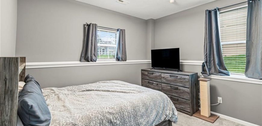 Homes for Sale in Liberty, MO 64068 | 1020  Poplar Lane