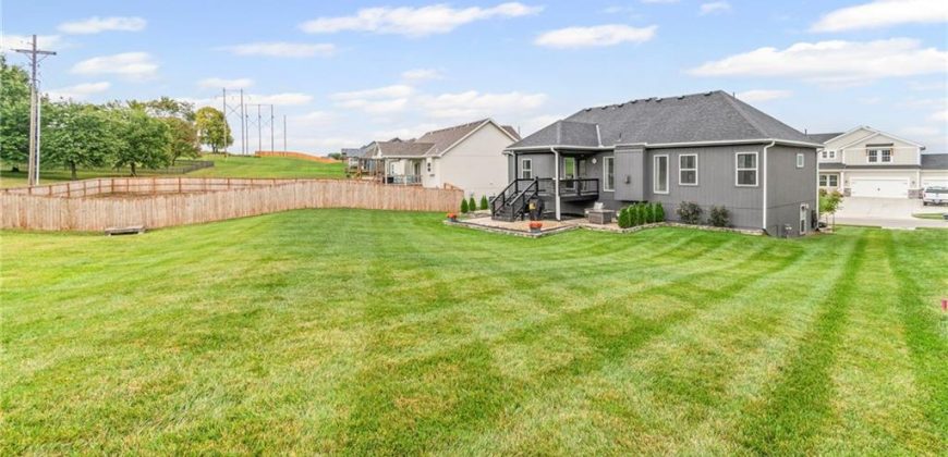 Homes for Sale in Liberty, MO 64068 | 1020  Poplar Lane