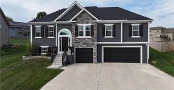 Homes for Sale in Liberty, MO 64068 | 1020  Poplar Lane