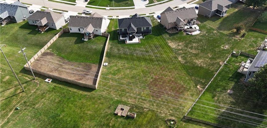 Homes for Sale in Liberty, MO 64068 | 1020  Poplar Lane