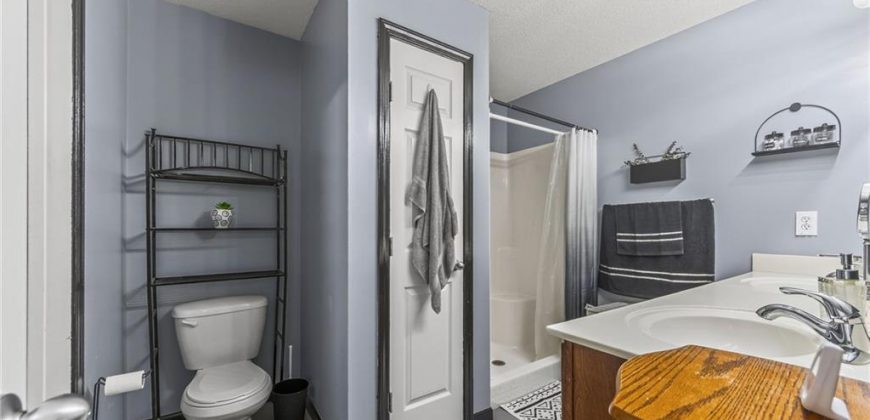 Homes for Sale in Kansas City, MO 64118 | 2433 NE 68th Street