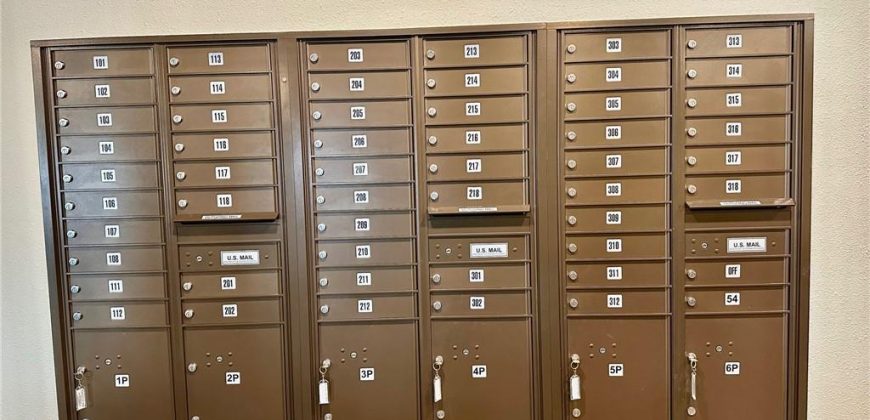 Homes for Sale in Kansas City, MO 64154 | 2651 NW Barry Road, Unit#102