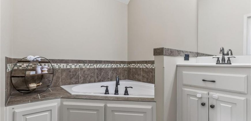 Homes for Sale in Kearney, MO 64060 | 2102  Victory Lane