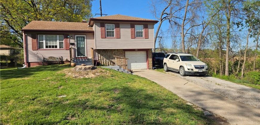 Homes for Sale in Kansas City, MO 64119 | 8212 NE 51st Street