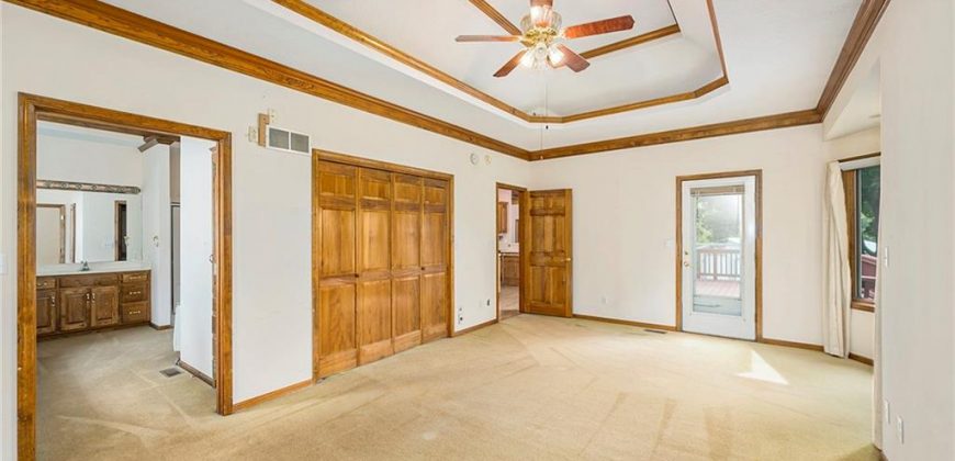 Homes for Sale in Kearney, MO 64060 | 12420  Ridgeview Road