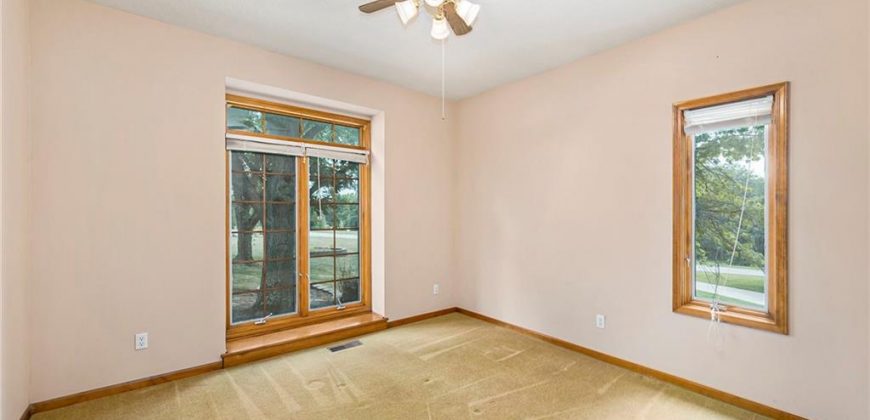 Homes for Sale in Kearney, MO 64060 | 12420  Ridgeview Road