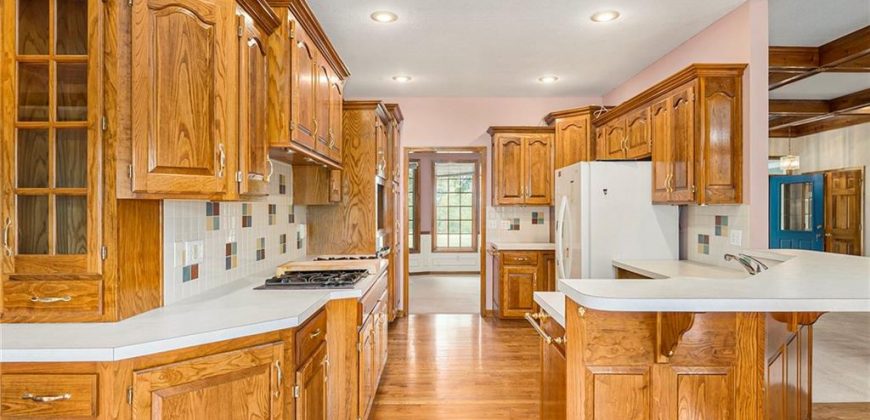 Homes for Sale in Kearney, MO 64060 | 12420  Ridgeview Road