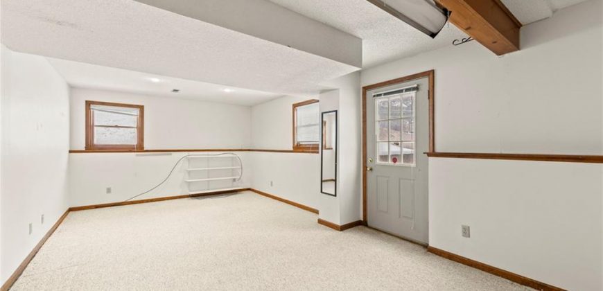 Homes for Sale in Kansas City, MO 64151 | 4114 NW 73rd Street