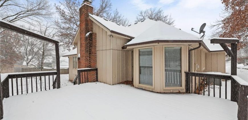 Homes for Sale in Kansas City, MO 64151 | 4114 NW 73rd Street